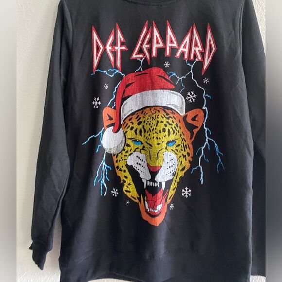 NWT Def Leppard Women Christmas Holiday Black Graphic Sweatshirt L Large - Picture 5 of 8